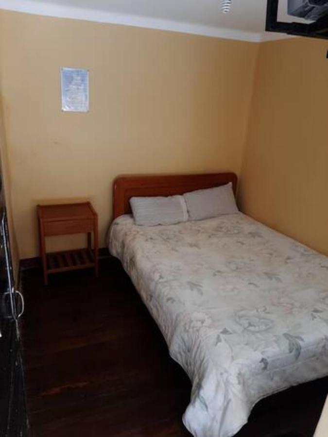 Hotel Residencial El Expreso Oruro Esterno foto